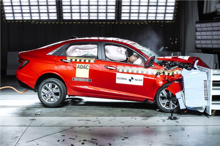 Hyundai Verna Global NCAP frontal crash test